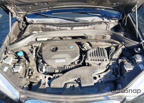 2016 BMW X1 xDrive28I z USA, uszkodzony, nr VIN WBXHT3C3XG5F65974